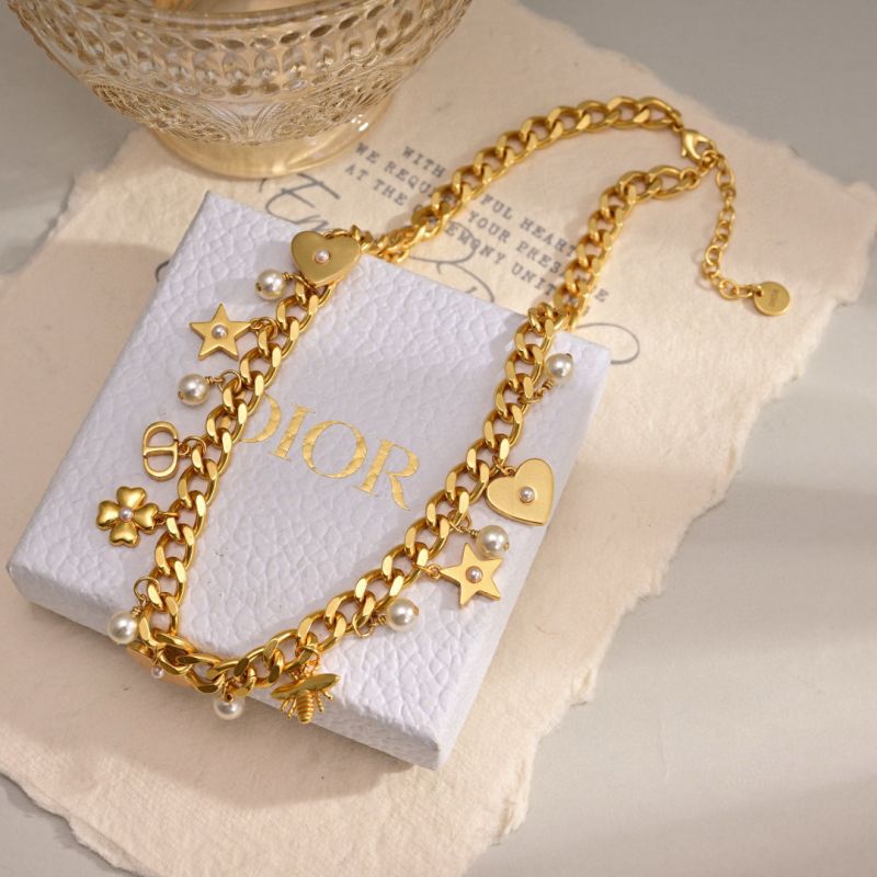 Lucky Dior Necklace