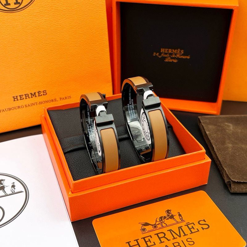 Hermes Clic Matte Bangle-Brown