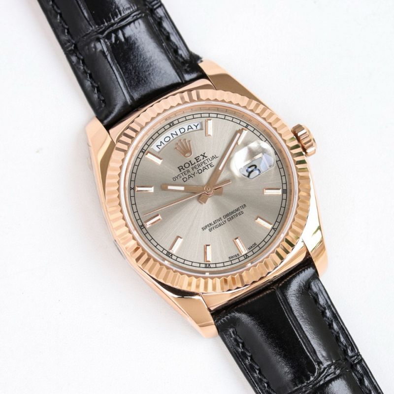 Rolex Day-Date 36mm , Oyster, leather , 18K rose gold